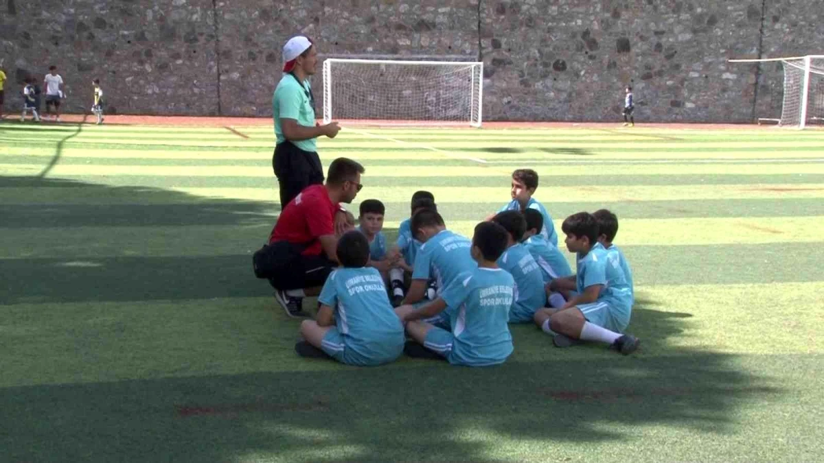 Ümraniyede 3üncü Minik Kramponlar Futbol Turnuvası düzenlendi - Dudullu Haberleri - Dudullu Haber