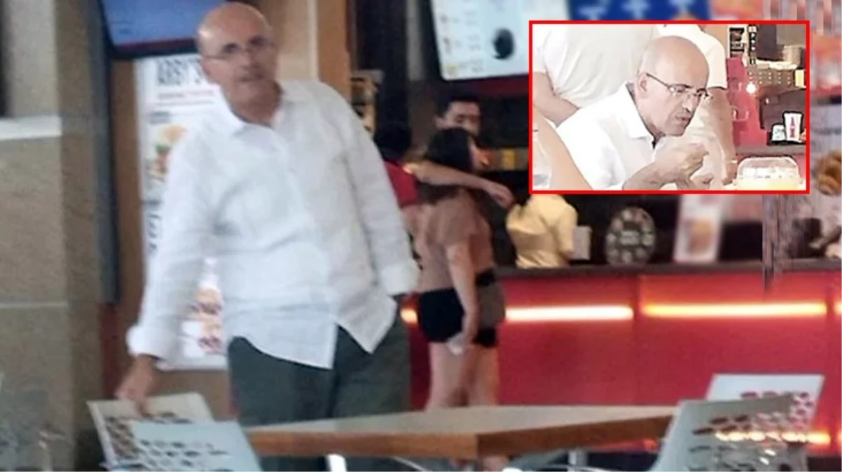 Bakan Şimşek AVMde yemek yerken görüntülendi Tercih ettiği menü de zamlardan nasibini almış - Ekonomi - Dudullu Haber