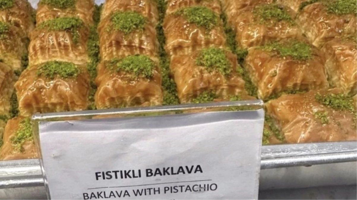 Havalimanlarında bir dilim baklavanın fiyatını duyan arkasına bakmadan kaçıyor - Ekonomi - Dudullu Haber