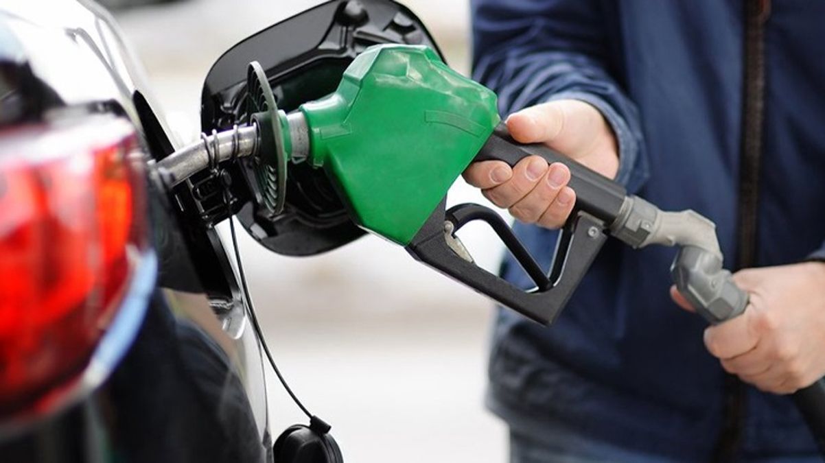 Akaryakıta çifte zam geliyor Benzin 38 lirayı motorin 40 lirayı aşacak - Ekonomi - Dudullu Haber