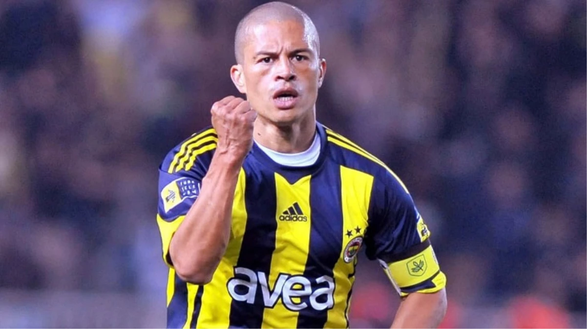 Alex Korkunç derecede iyiydi diyerek tüm maddeleri saydı İşte Fenerbahçedeki ilk sözleşmesi - Spor - Dudullu Haber
