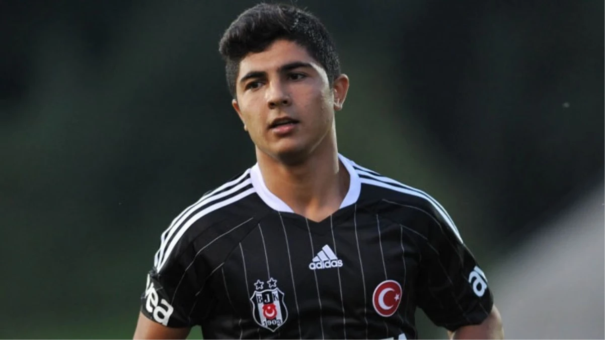 Bir dönemin süper yeteneğiydi Muhammed Demirci yeni takımının formasını giydi - Spor - Dudullu Haber