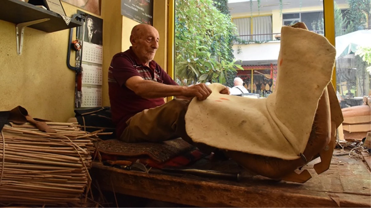 Bir meslek daha teknolojiye yenik düştü Bursanın son semer üreticisi sektöre veda ediyor - Ekonomi - Dudullu Haber