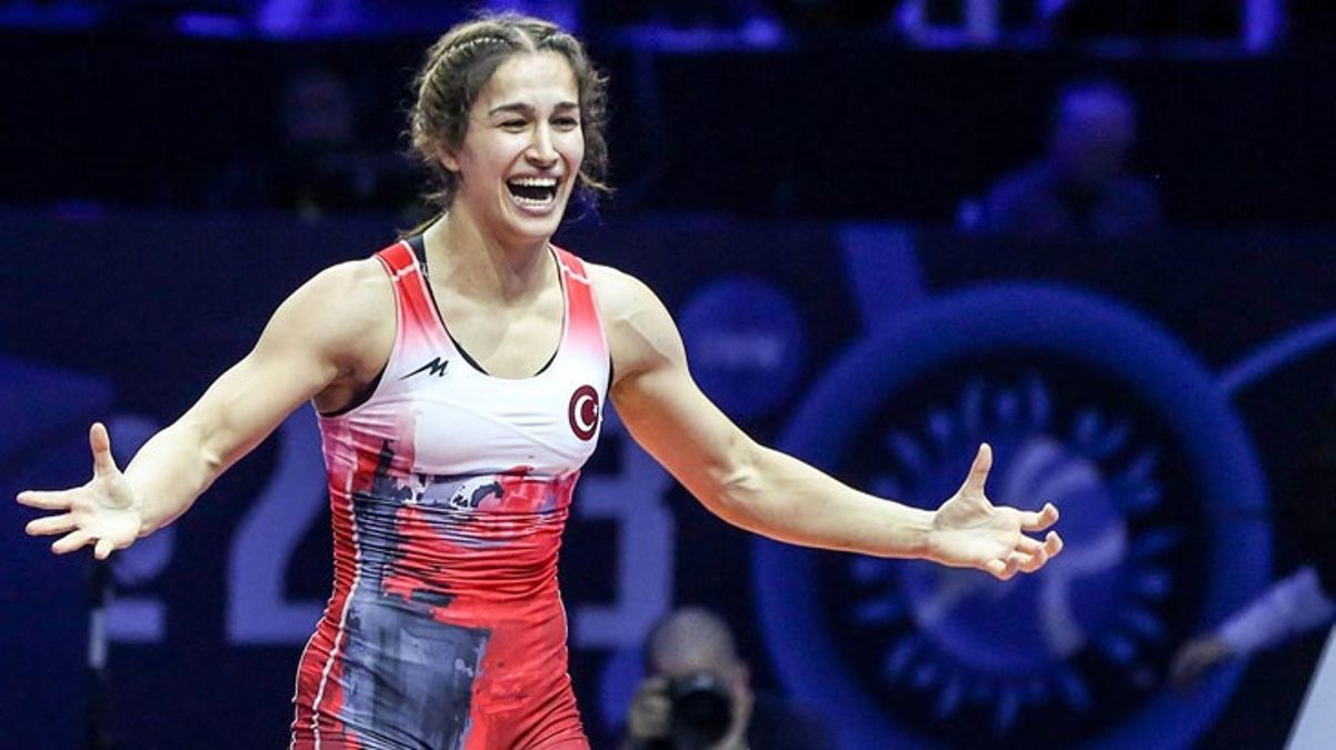 Buse Tosun Çavuşoğlu 2023 Dünya Güreş Şampiyonasında altın madalya kazandı - Spor - Dudullu Haber