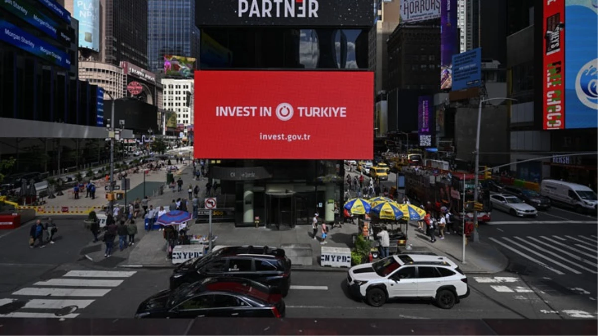 Cumhurbaşkanlığı Yatırım Ofisi Times Meydanında Invest in Türkiye mesajıyla Türkiyeyi tanıttı - Ekonomi - Dudullu Haber