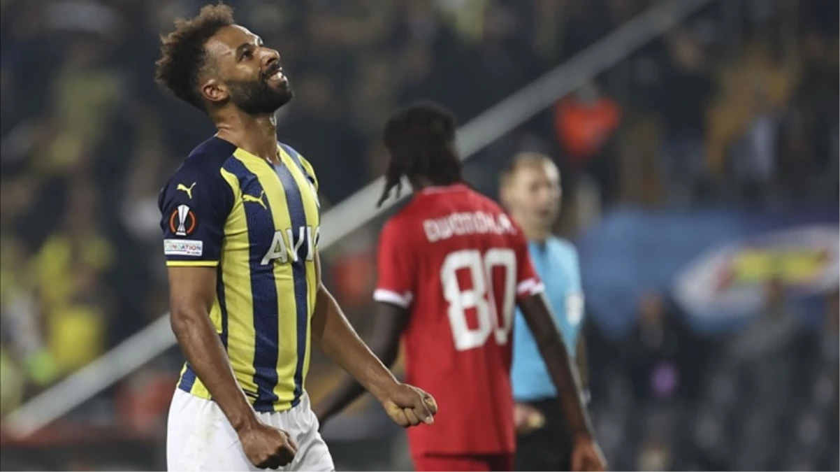 Fenerbahçe ne yaptıysa gönderemiyor Nazım Sangarenin talebini duyan kulüpler masadan hemen kalktı - Spor - Dudullu Haber