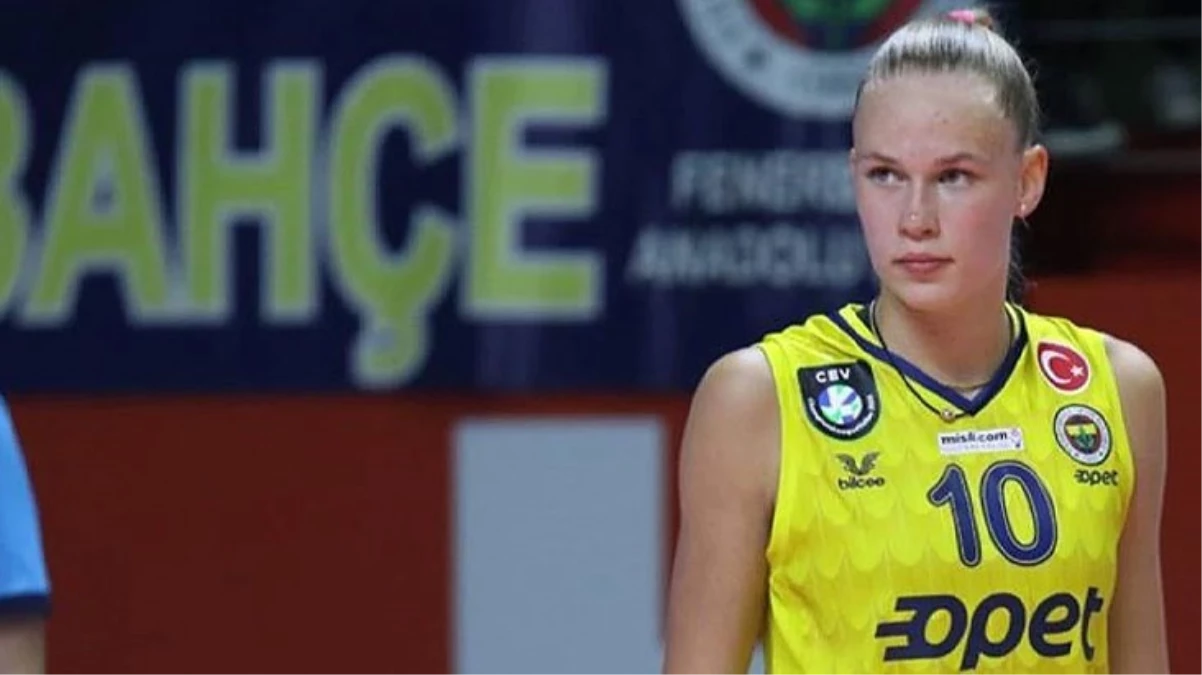 Güzelliğiyle büyüleyen voleybolcunun sevgilisi de Fenerbahçeli çıktı Yıldız futbolcuyla aşk yaşıyor - Spor - Dudullu Haber