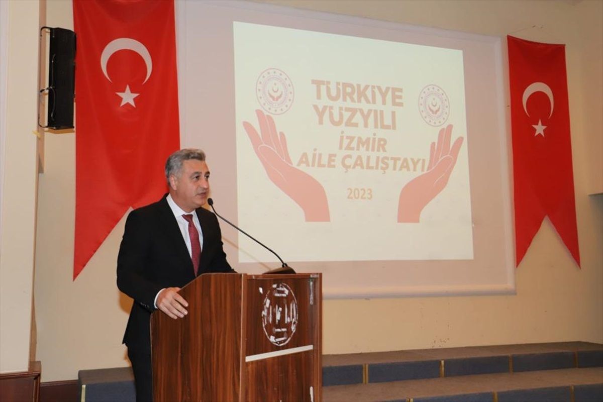 İzmirde Aile Çalıştayı düzenlendi - Eğitim - Dudullu Haber