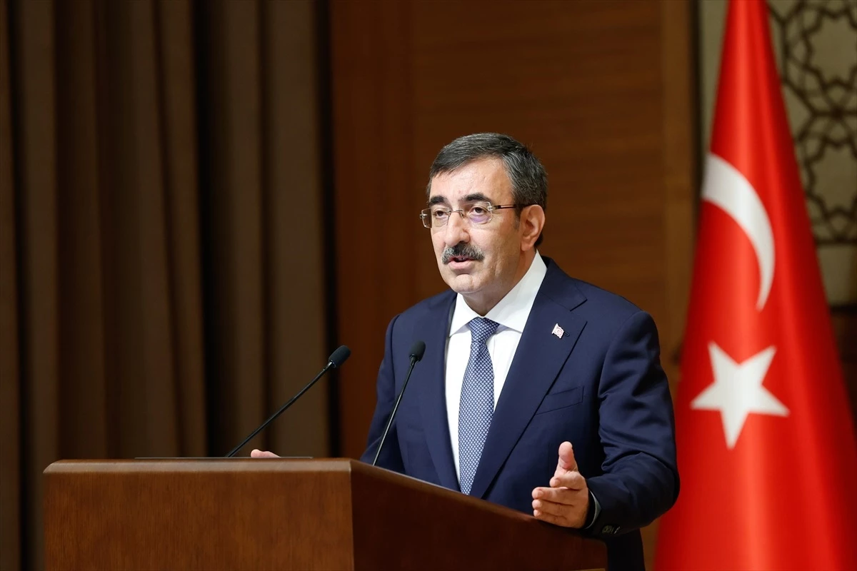 Son Dakika Cumhurbaşkanı Yardımcısı Yılmaz Emeklilerimizle ilgili çalışmayı yıl sonuna kadar sonuçlandırmayı öngörüyoruz - Ekonomi - Dudullu Haber