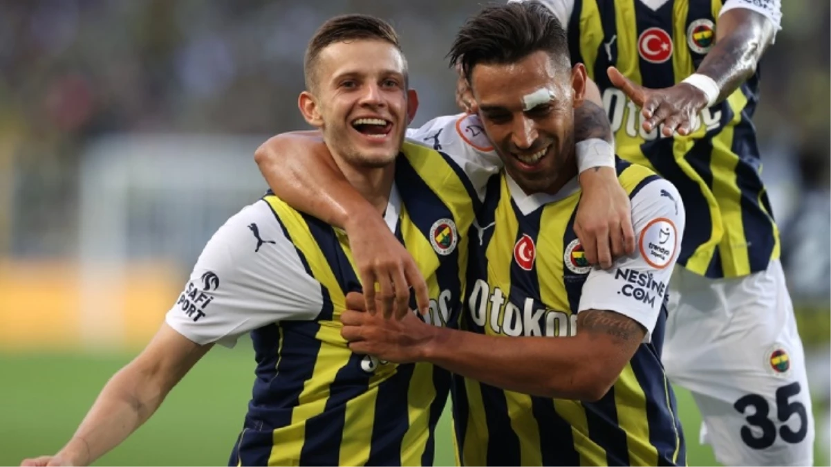 Son Dakika Kadıköyde geçit yok Fenerbahçe Antalyasporu 3 golle yenerek liderliğini sürdürdü - Spor - Dudullu Haber