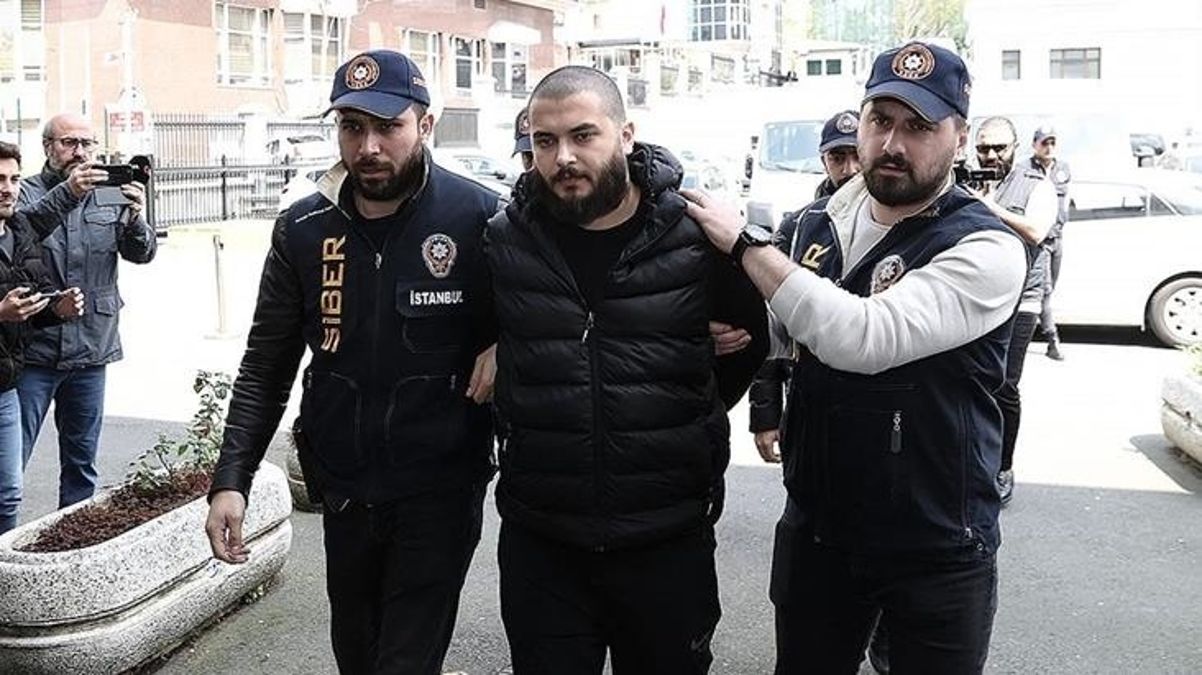 Thodexin kurucusu Faruk Fatih Özer savunmasını türküyle yaptı - Ekonomi - Dudullu Haber