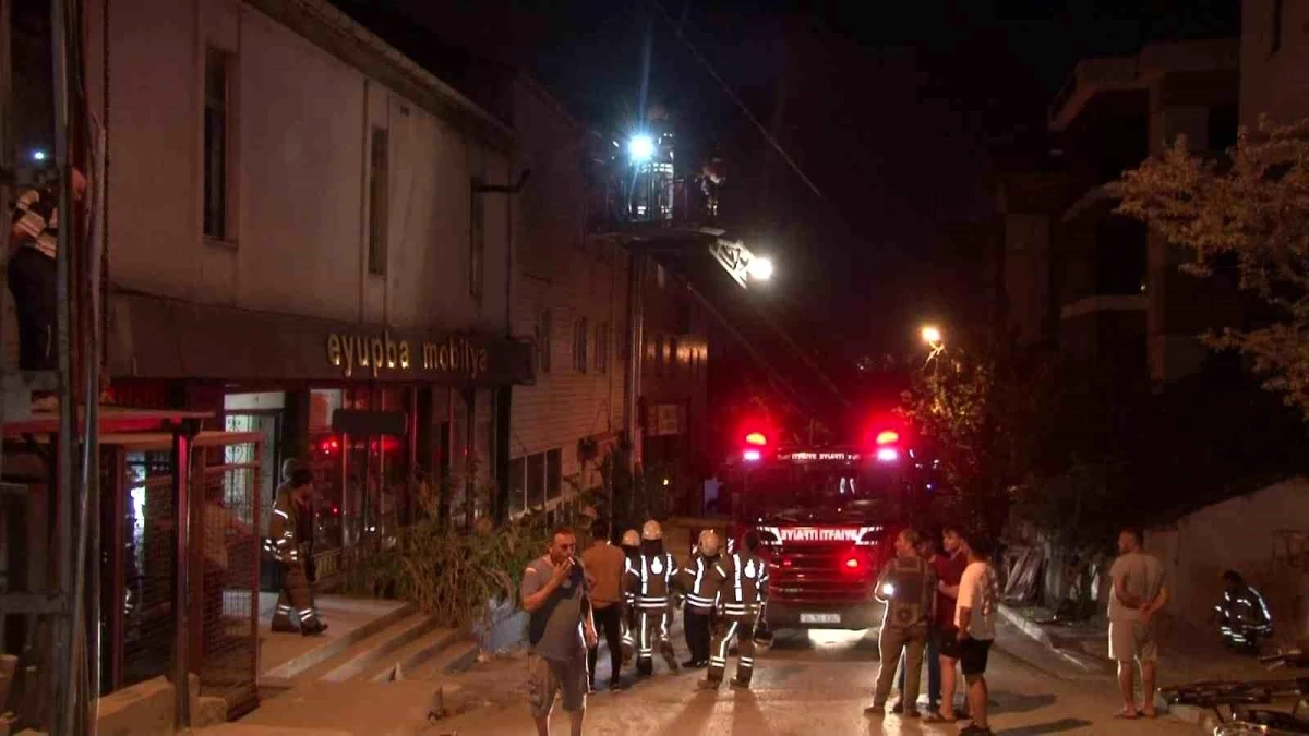 Ümraniyede Tinerci İmalat Atölyesini Ateşe Verdi - Dudullu Haberleri - Dudullu Haber