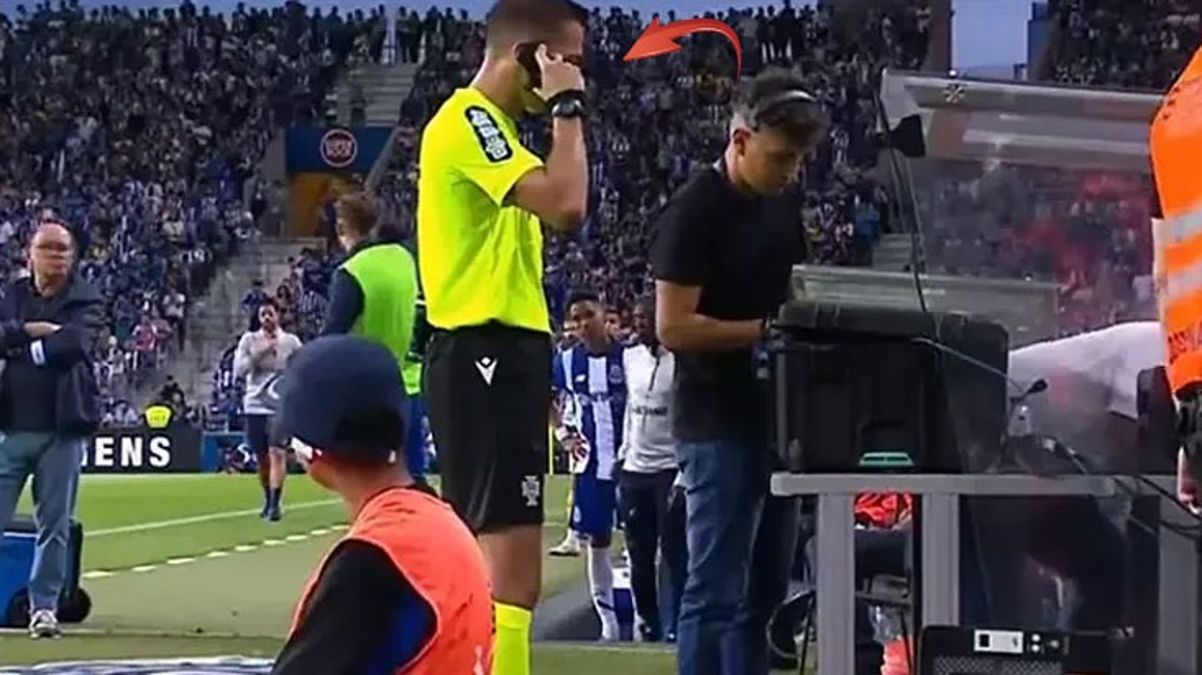 Yeşil sahalar bunu da gördü Penaltı için VARa giden hakem kararı telefonda verdi - Spor - Dudullu Haber