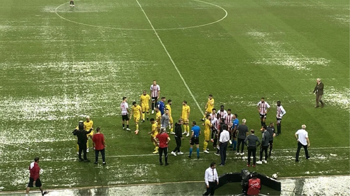 Yoğun yağış nedeniyle ertelenen Samsunspor-İstanbulspor maçı 8 Kasımda oynanacak Kaldığı dakikadan başlayacak - Spor - Dudullu Haber