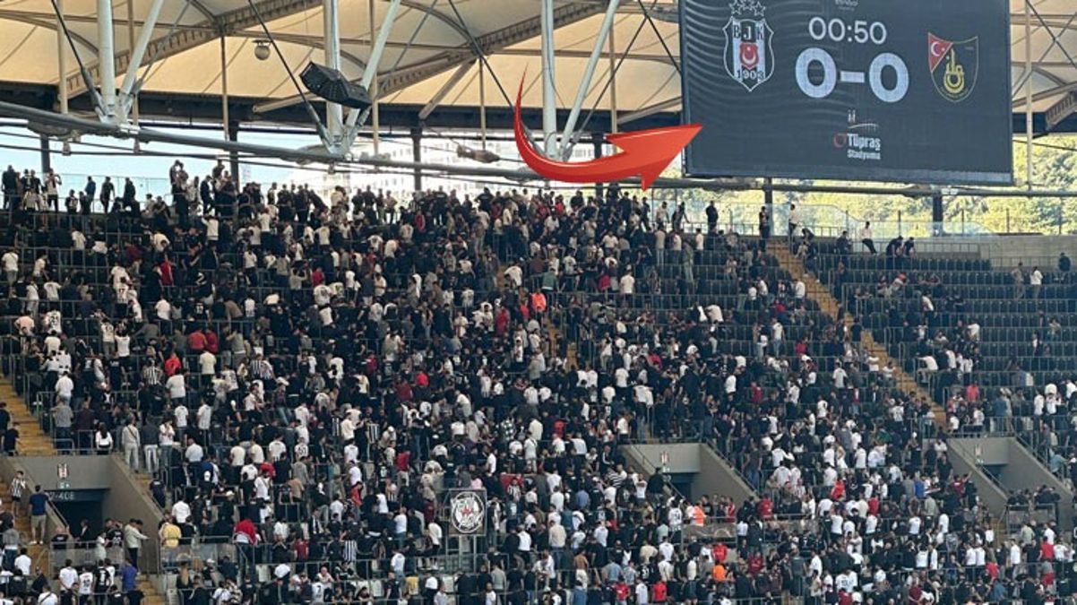 İlk düdükle birlikte harekete geçtiler! Beşiktaş tribünlerinden sessiz protesto