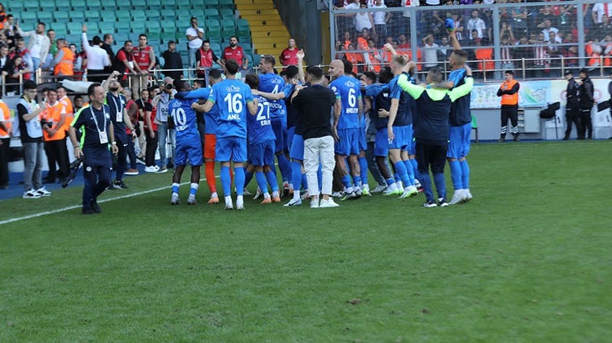 Karadeniz derbisi nefes kesti! 10 kişi Rize, Samsunspor’a şans tanımadı