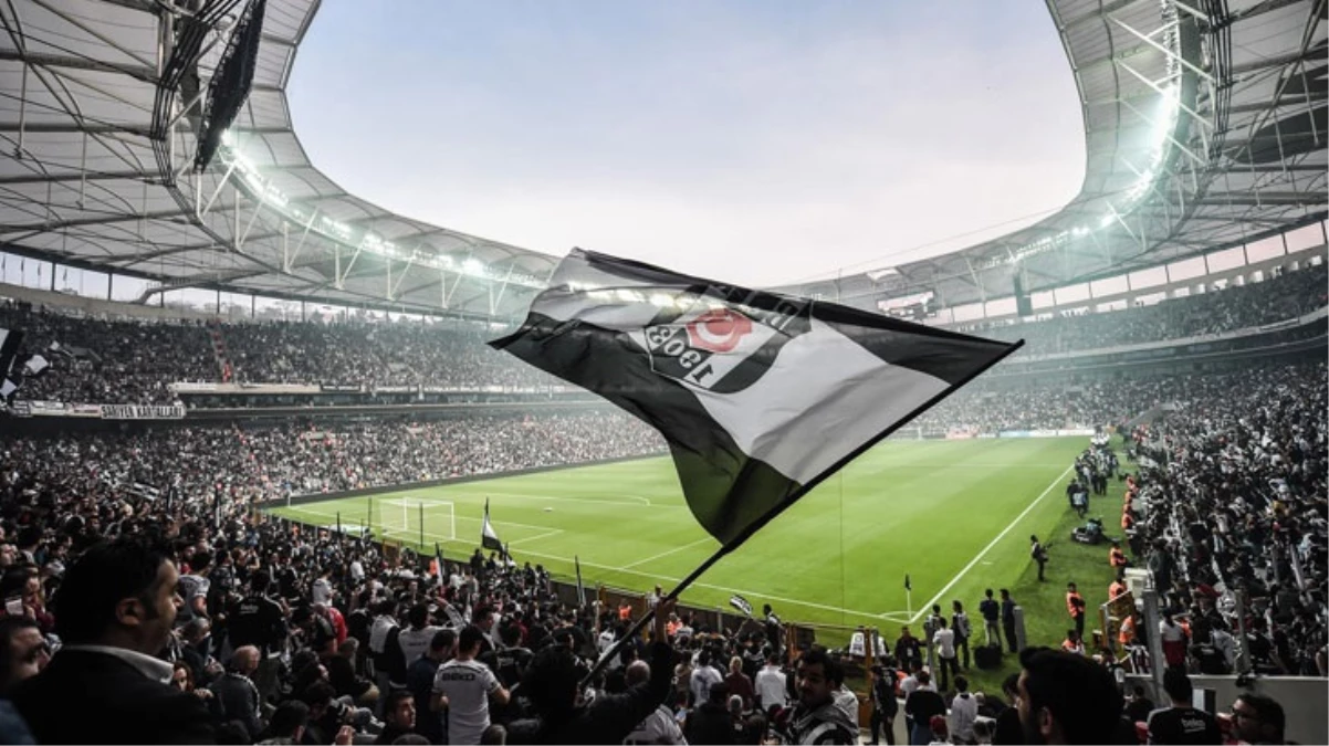 Maç başlamadan olaylar başladı! Beşiktaş taraftarının yaptığı tezahürat Ahmet Nur Çebi’yi küplere bindirecek