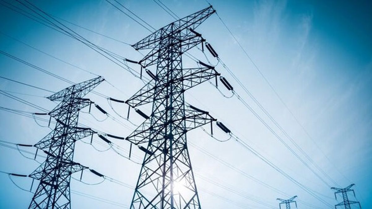 Son Dakika 1 Ekimden itibaren geçerli olmak üzere sanayi ve ticarethane abonelerinin kullandığı elektriğe yüzde 20 oranında zam yapıldı - Ekonomi - Dudullu Haber