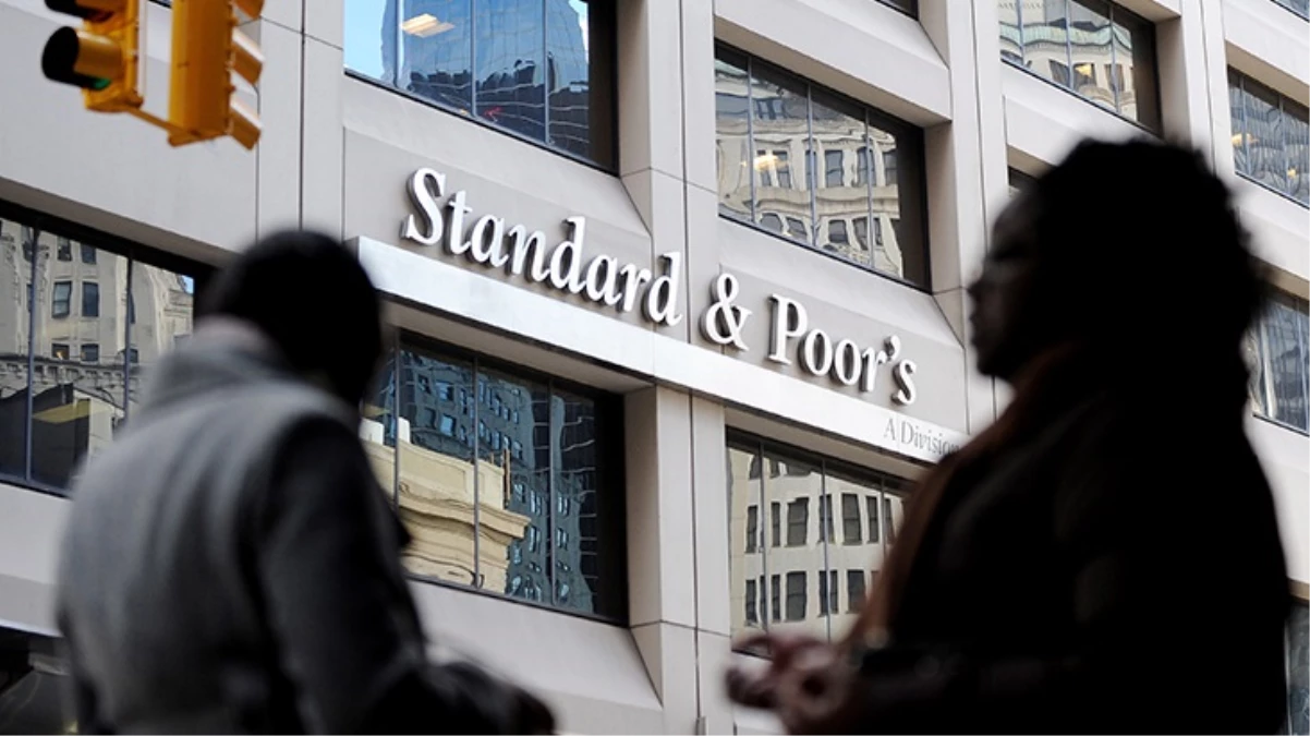 Standard amp Poors Türkiyenin kredi notu görünümünü negatiften durağana çıkardı - Ekonomi - Dudullu Haber