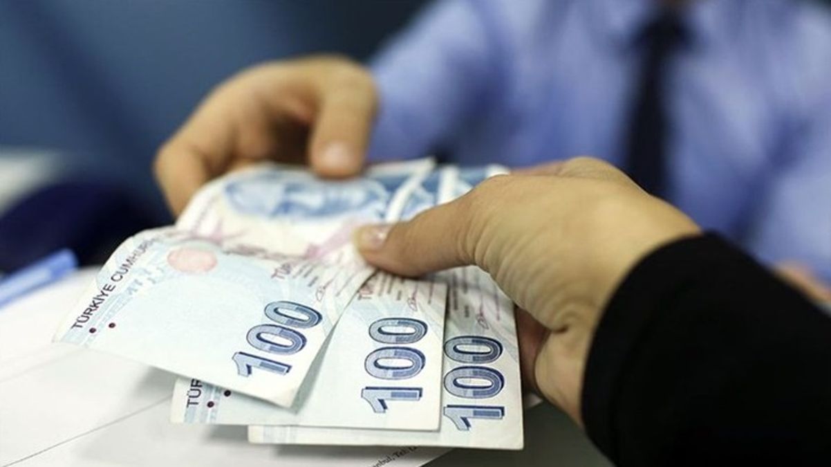 1703833474973Calisan-emeklilerin-5-bin-liralik-ikramiyesi-bugun-hesaplarda-olacakjpg - Dudullu Haber