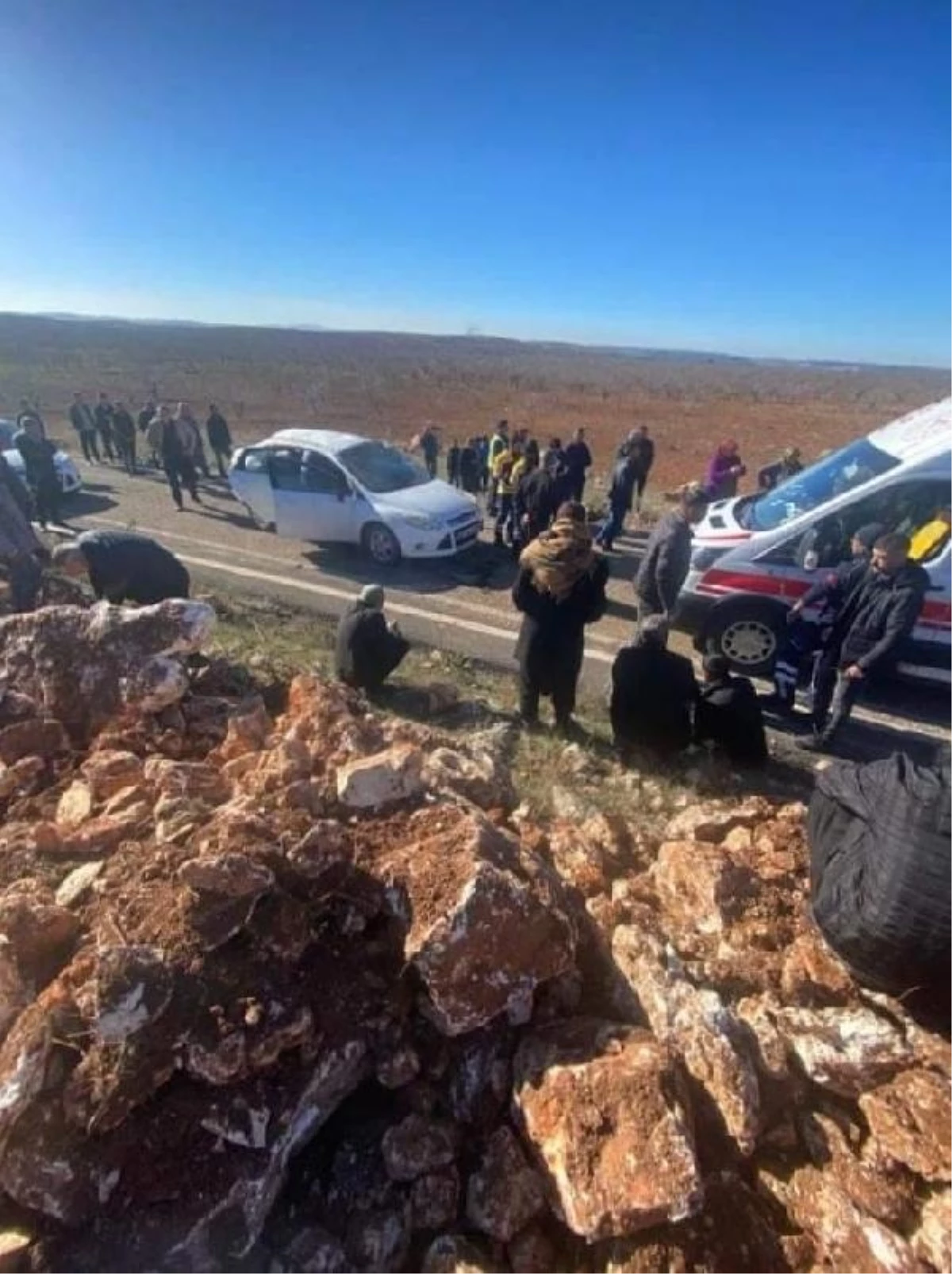 Ehliyetsiz surucunun kaza yaptigi olayda 2 kisi hayatini kaybetti