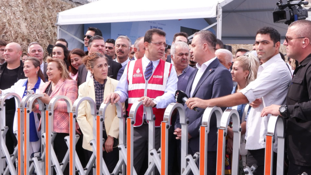 Ekrem İmamoğlu temel atma törenine katılımın azlığı nedeniyle CHP ilçe başkanına sert çıktı: Bu rezillik