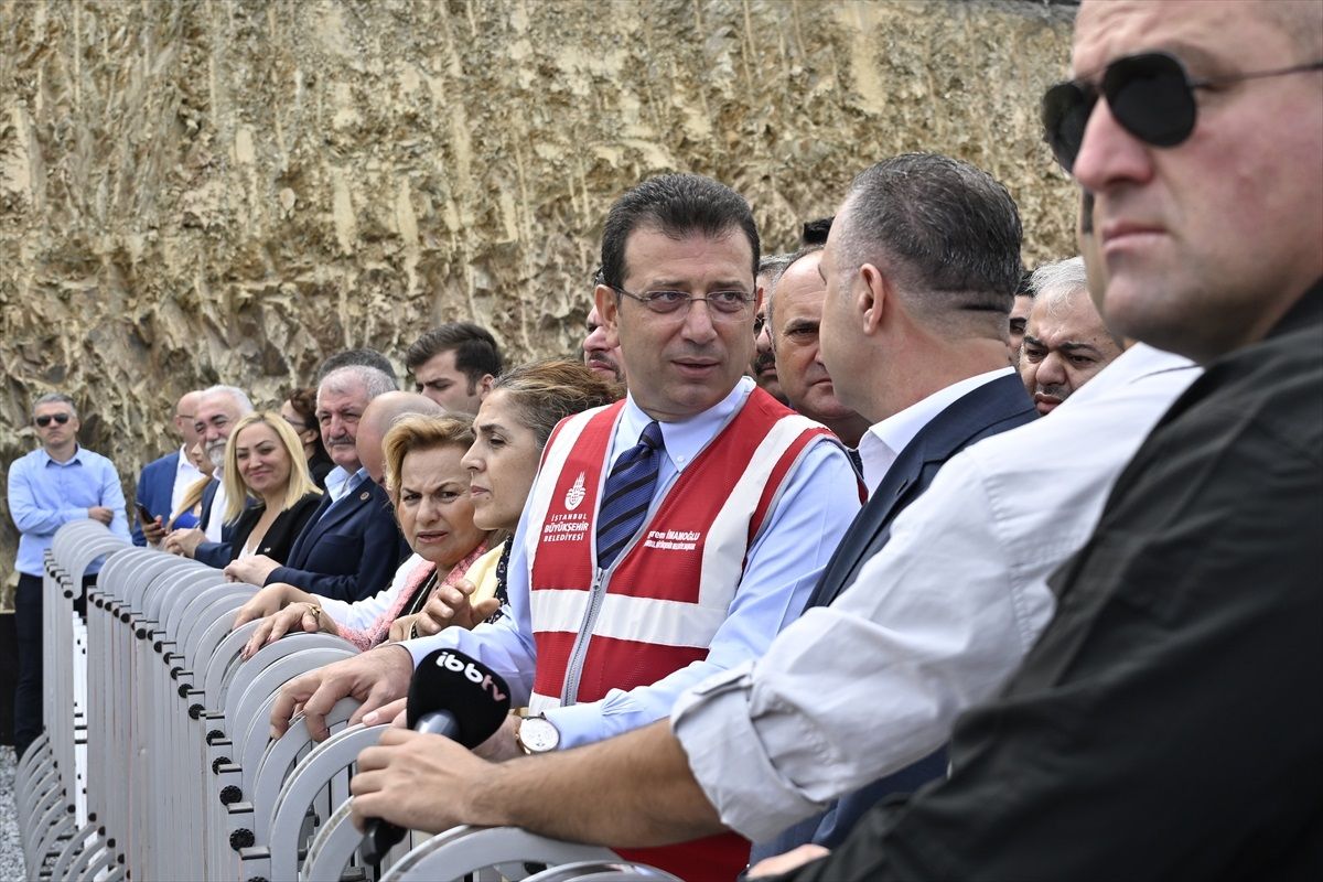 Imamoglu-Sultangazideki-kres-temel-atma-toreninde-tepki-gosterdijpg - Dudullu Haber