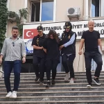 Istanbulda arabada tartistigi kisiyi oldurdugu iddia edilen kadin gozaltina alindi