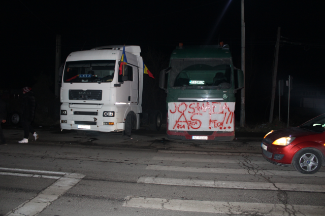 Romanya'da çiftçiler ve kamyon sürücülerinin protestoları devam ediyor