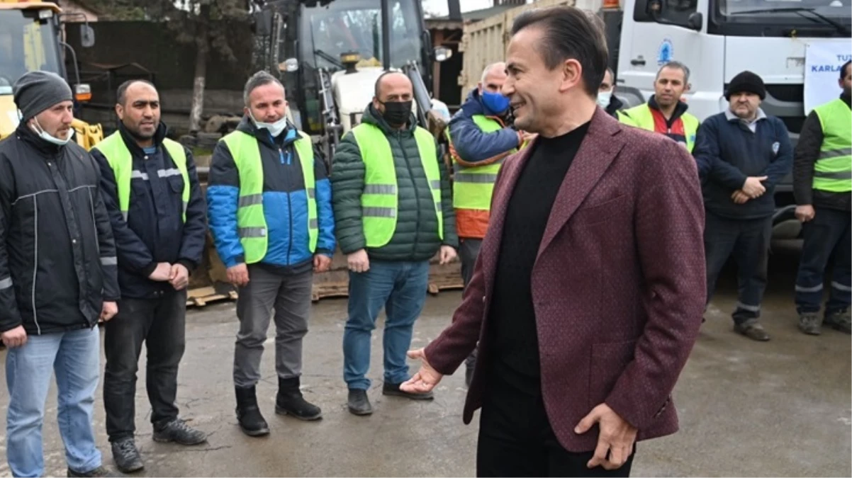 1705497007449Sadi-Yazicidan-Tuzla-Belediyesi-calisanlarini-mest-eden-zamjpg - Dudullu Haber