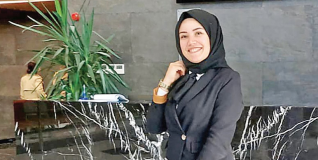 Gaye Erkan'ın babası tarafından işten çıkartıldığını öne süren Büşra Bozkurt'tan yeni iddialar