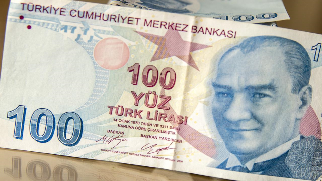 SSK ve BAĞ-KUR Emekli Aylığına Yüzde 5 Ek Zam Kabul Edildi
