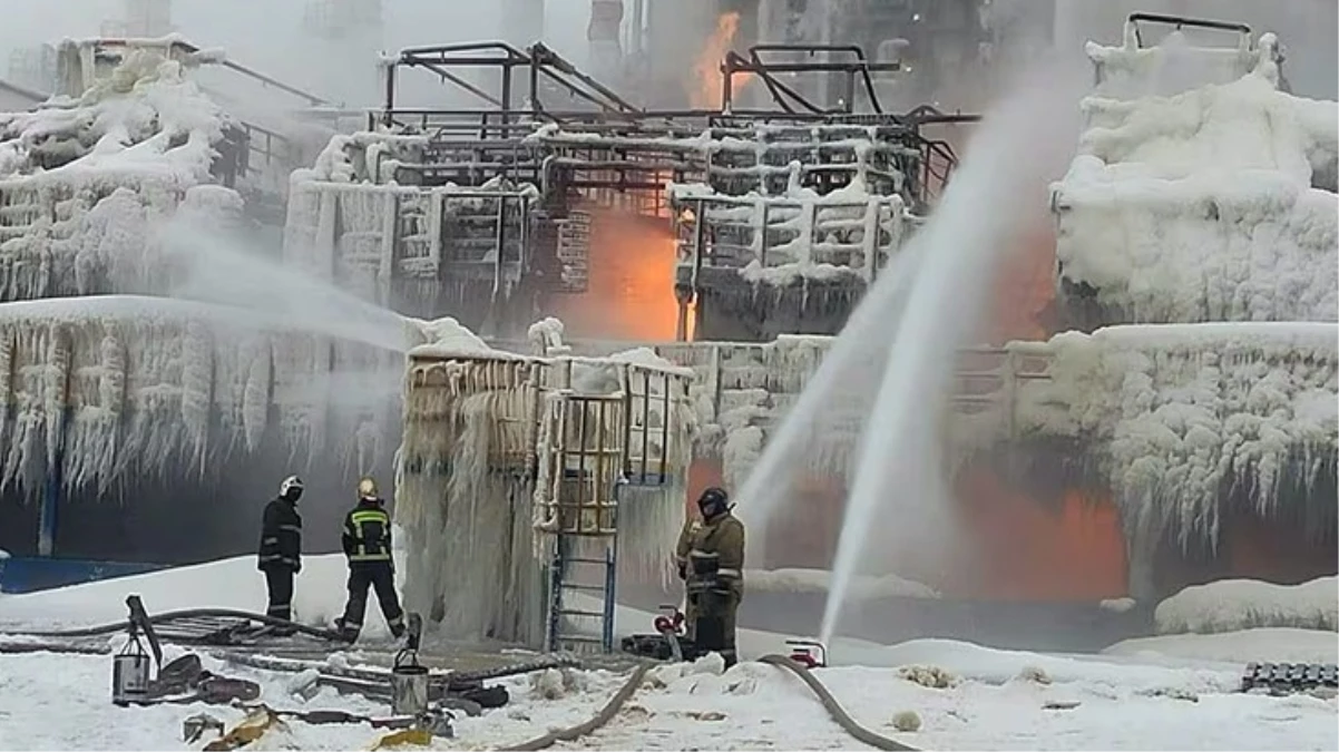 Rusyanın en büyük doğal gaz şirketi Novatekte yangın çıktı - Ekonomi - Dudullu Haber