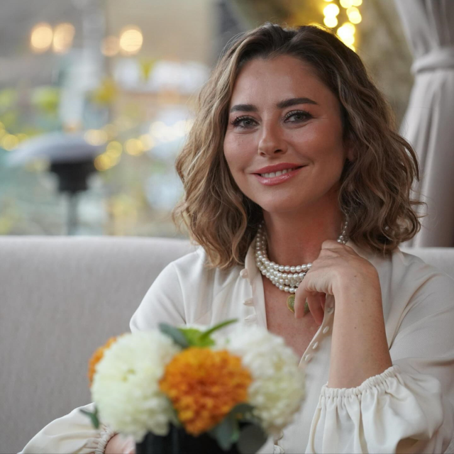 Ece Uslu, Şahane Hayatım dizisinden ayrıldı, hayranları 'Gitmesin' diye çağrı yaptı