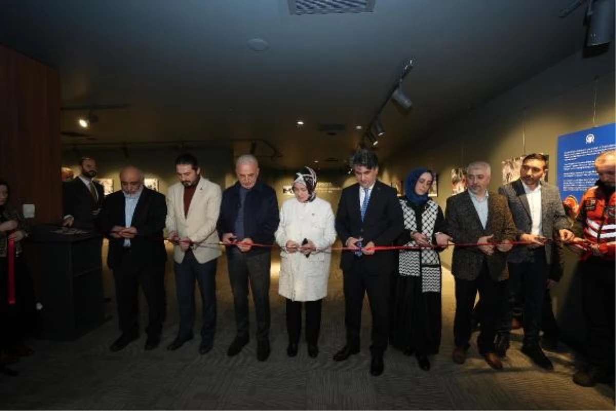 Umraniye-Belediyesi-deprem-yil-donumunde-farkindalik-olusturmak-icin-program-duzenledijpg - Dudullu Haber