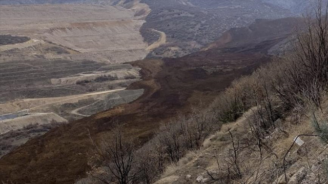 Maden ocağında 9 işçiyi arama çalışmaları sürerken, taşeron şirketten skandal çağrı: Eksiksiz herkes işe gelecek
