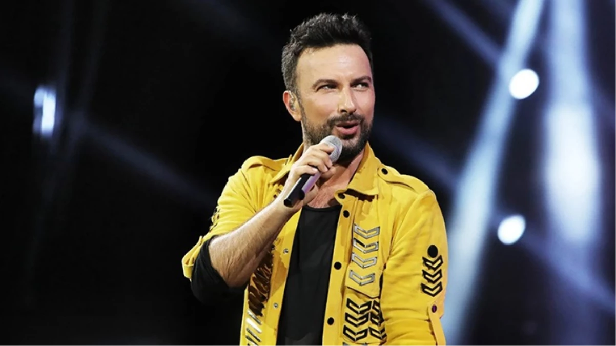 Depremin sembol fotoğrafını paylaşan mega star Tarkandan hükümete eleştiri Depremde yaşananları yaşatılanları unutmadık - Magazin - Dudullu Haber