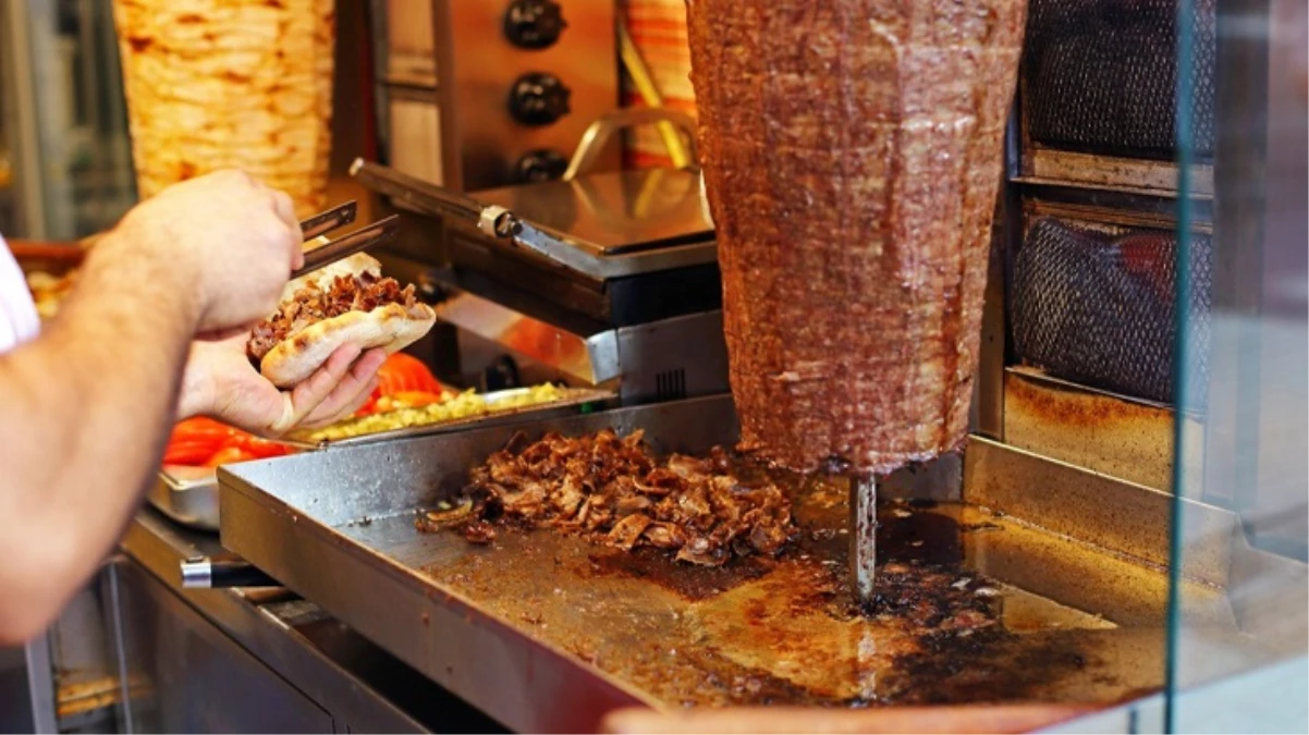 Restoranlarda yeni dönem Gramajı düşük ürünler menülere girdi fiyatlar yarı yarıya düştü - Ekonomi - Dudullu Haber