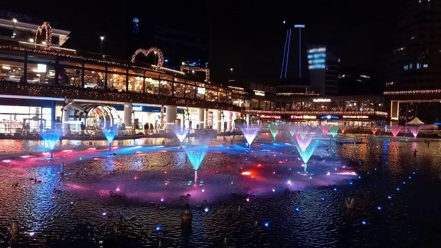İstanbul'daki Watergarden AVM, Albaraka Türk Katılım Bankası'na Satıldı