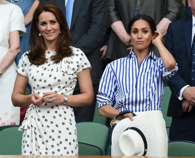 Meghan Markle, £2,776'lık çiçekli elbise ile Kate Middleton'a gizli mesaj yolladı
