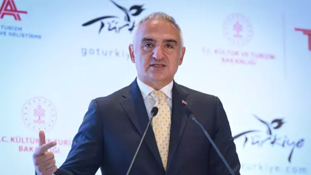 Antalya'da Türk müşterilerden 'Milliyet farkı' ücreti alan lüks otele 54.694 TL ceza kesildi