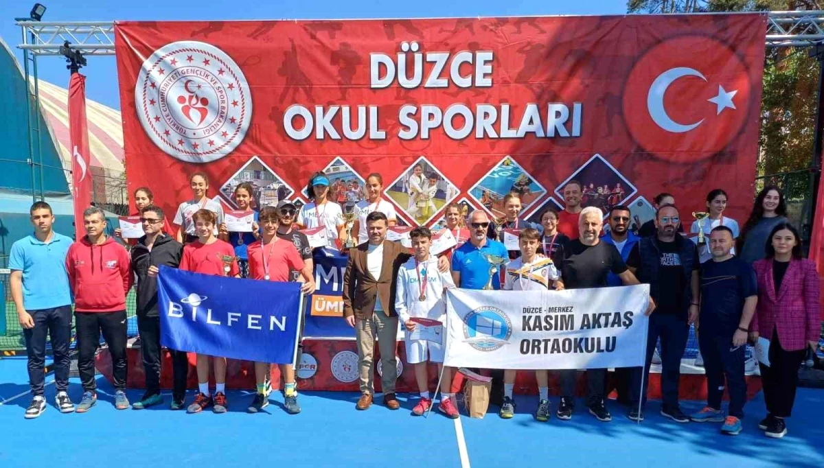 Duzceden-Tenis-Sampiyonlugu-Haberlerjpg - Dudullu Haber