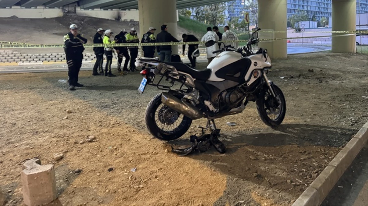 Istanbulda-motosikletli-trafik-polisi-trafik-kazasi-sonucu-sehit-oldujpg - Dudullu Haber