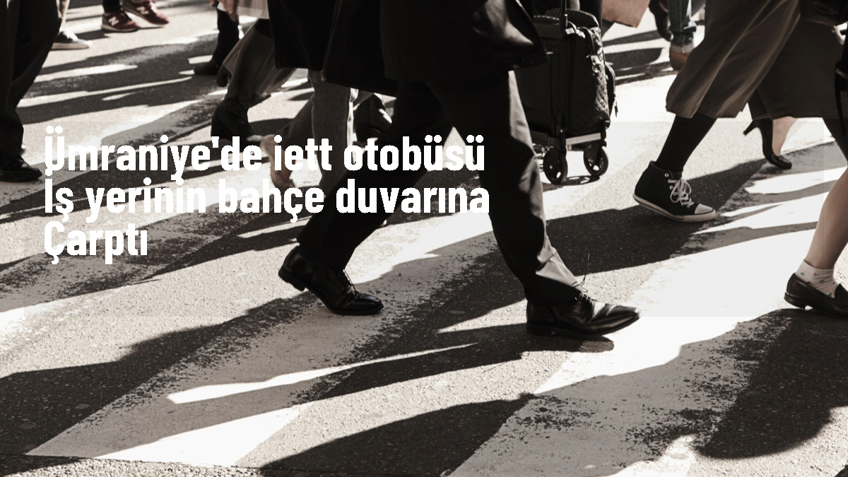 Umraniyede-IETT-otobusu-is-yerinin-bahce-duvarina-carptijpg - Dudullu Haber