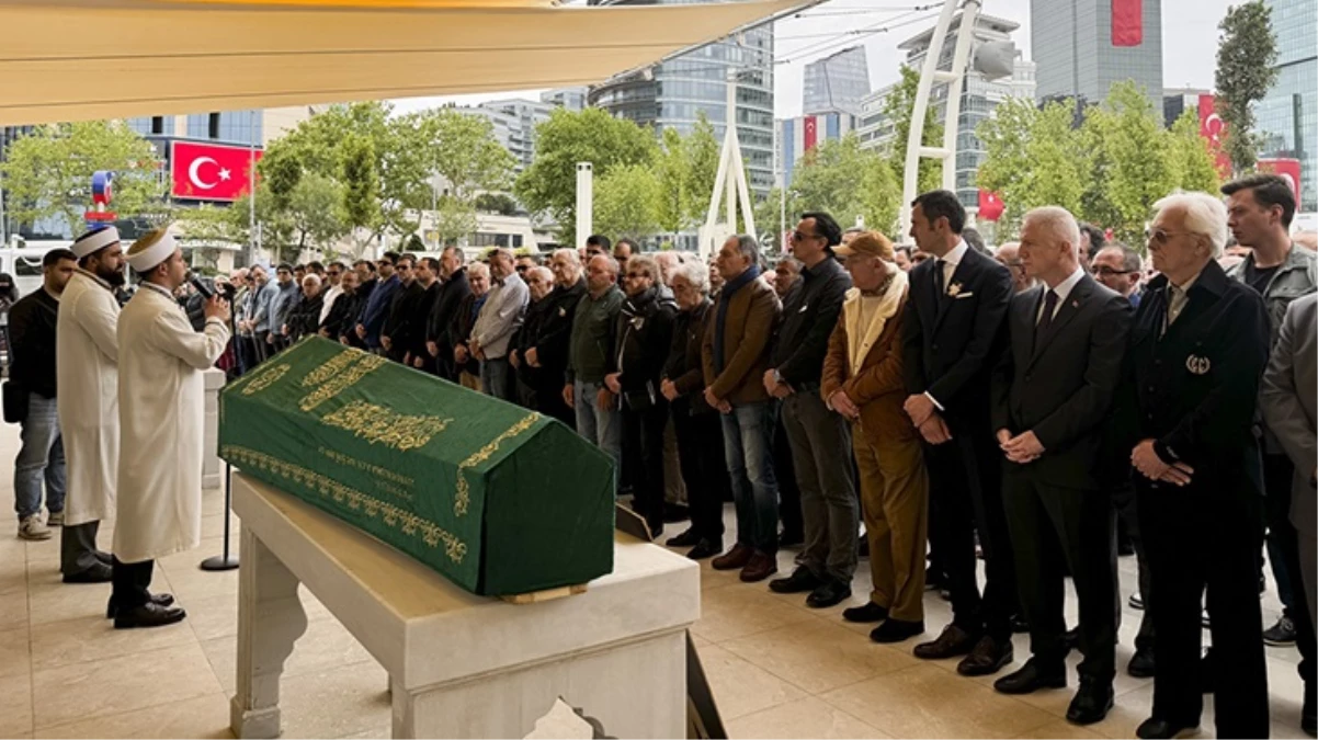 1716123320988Evet-Hayir-yarismasiyla-taninan-Erkan-Yolac-son-yolculuguna-ugurlandijpg - Dudullu Haber