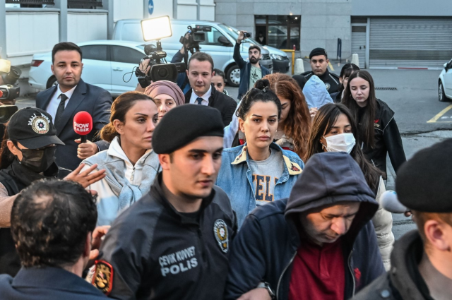 Tahliyesi talep edilen Dilan Polat, Adli Tıp Kurumu'n götürüldü