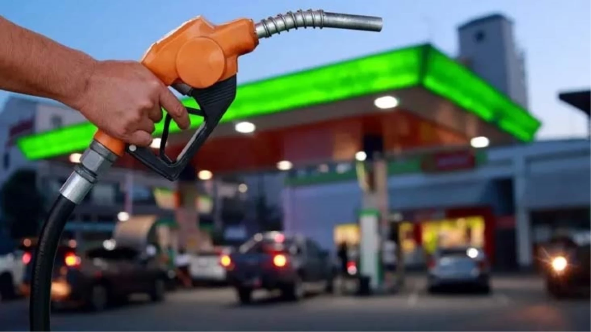 Arac-sahiplerinin-yuzunu-guldurecek-haber-Benzine-1-lira-54-kurusjpg - Dudullu Haber