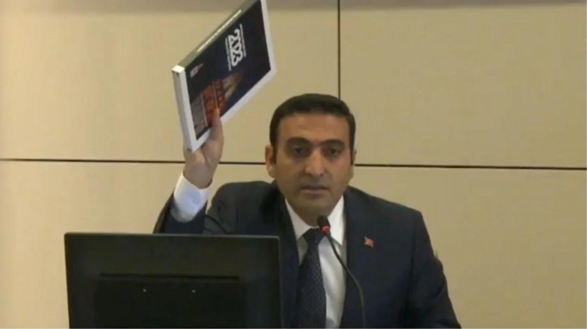 Beyoglu-Belediye-Baskani-Guney-Su-kitapcigin-tanesini-2-bin-TLyejpg - Dudullu Haber