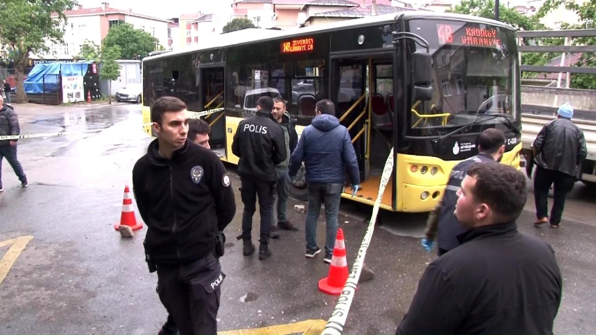 Umraniyede-otobus-soforune-silahli-saldiri-6-el-ates-ettijpg - Dudullu Haber
