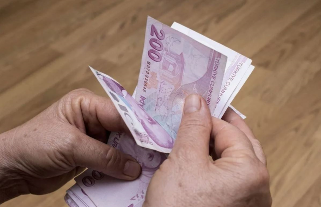 Zor durumdaki emeklileri hedef alan suç örgütüne 6 ilde operasyon